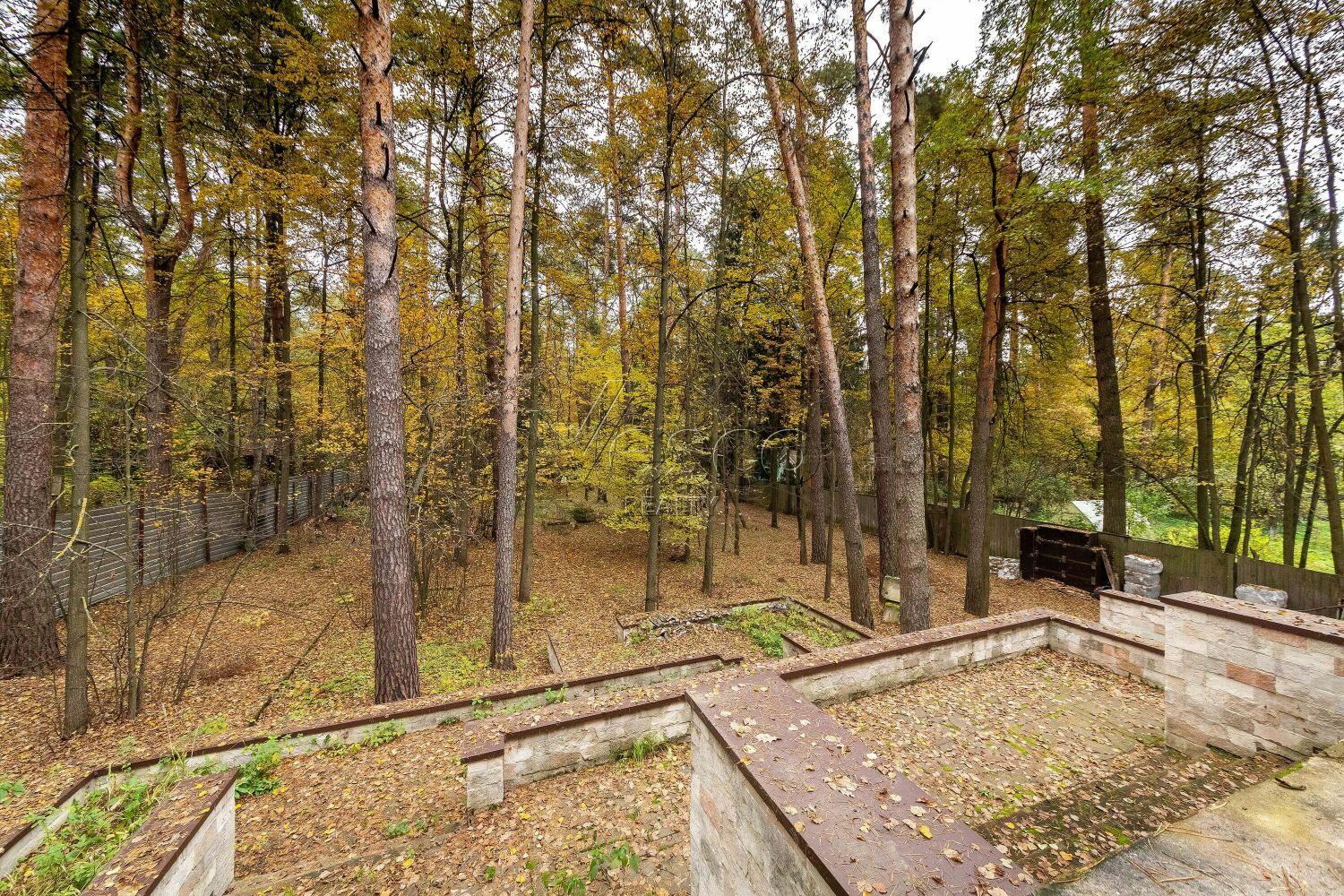 2-этажный коттедж 900 м² без отделки