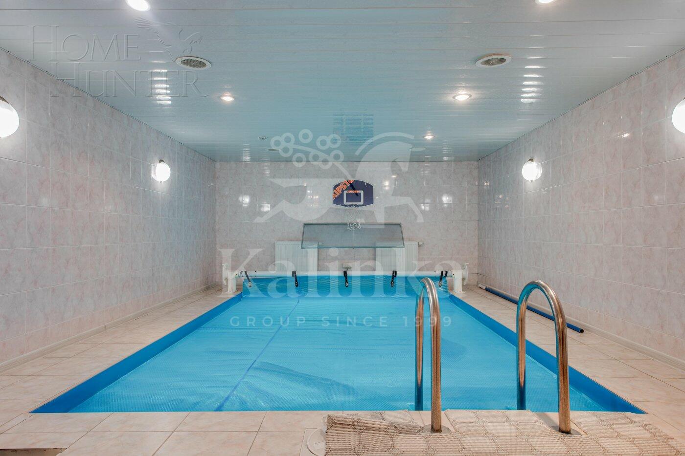 2-этажный коттедж 880 м² с отделкой