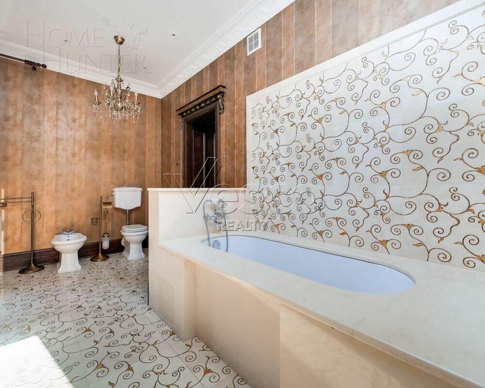 3-этажный коттедж 1 450 м² с отделкой