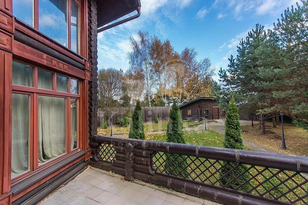 3-этажный коттедж 700 м² с отделкой