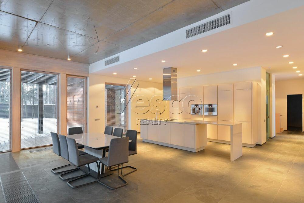 2-этажный коттедж 800 м² с отделкой