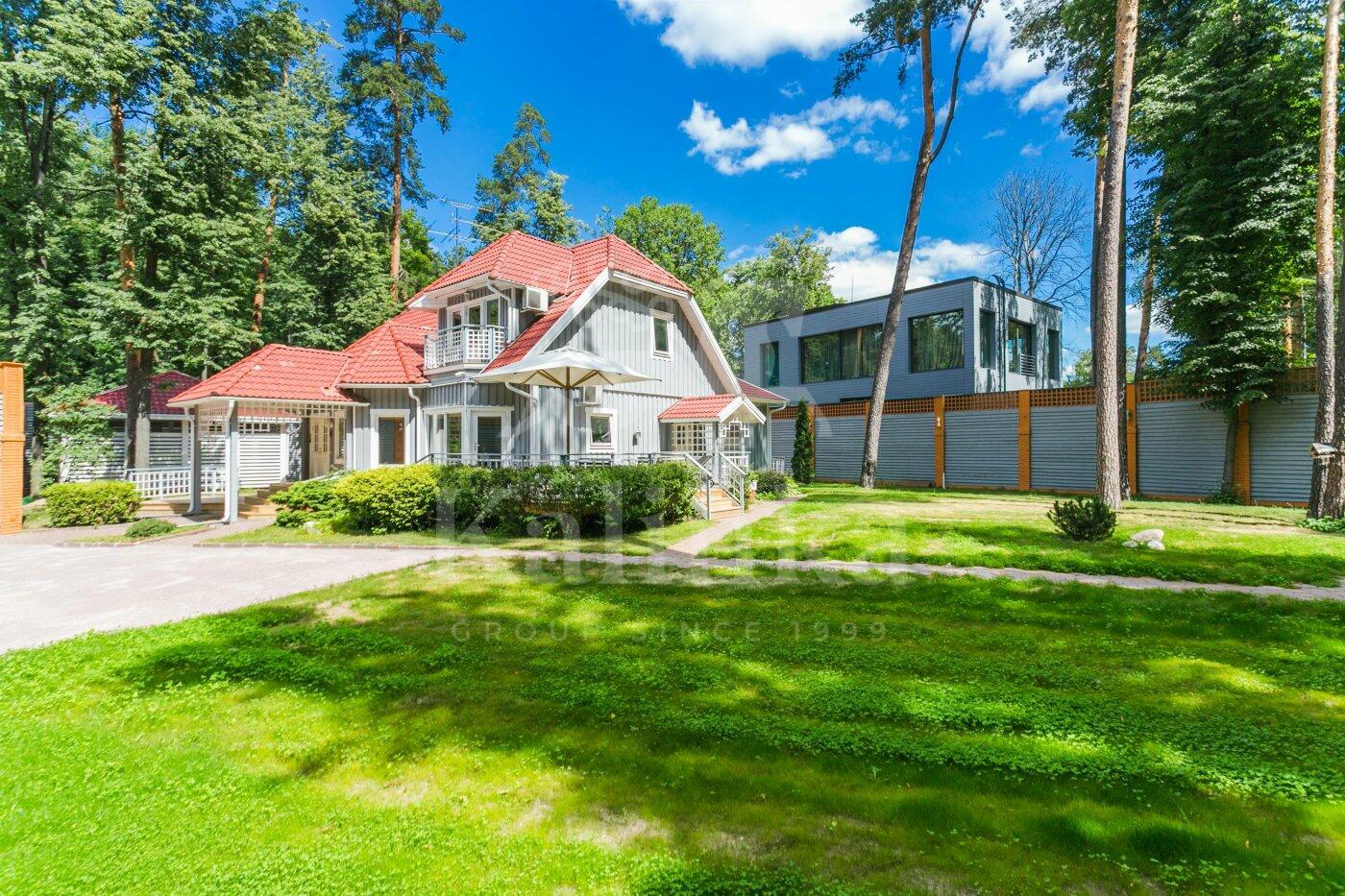 2-этажный коттедж 207.8 м² с отделкой