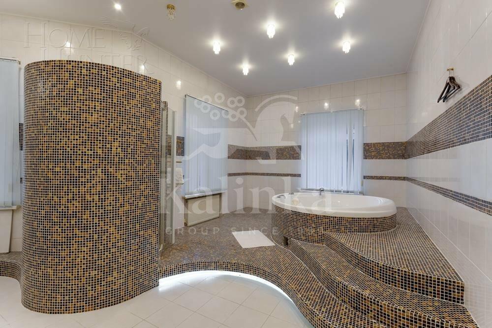 3-этажный коттедж 800 м² с отделкой