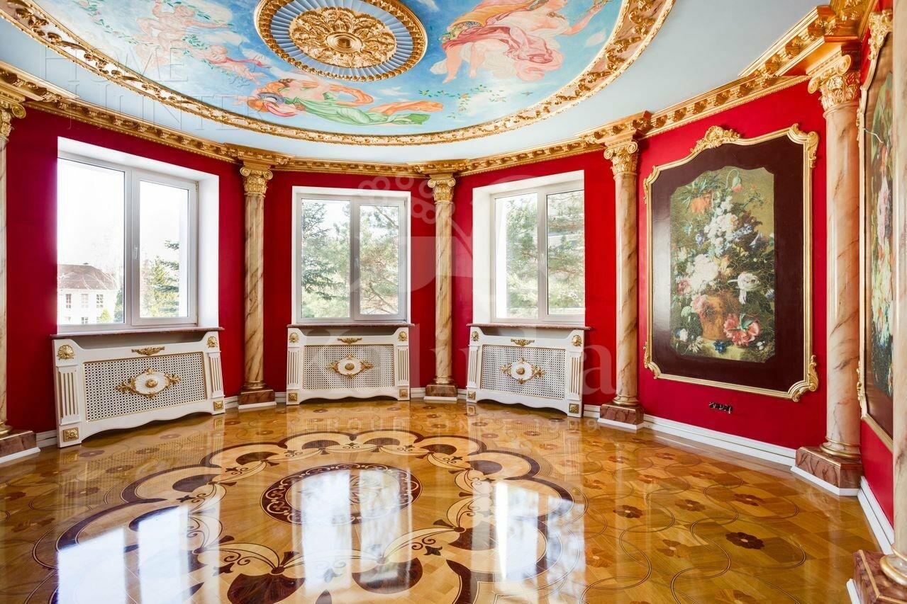 2-этажный коттедж 850 м² с отделкой