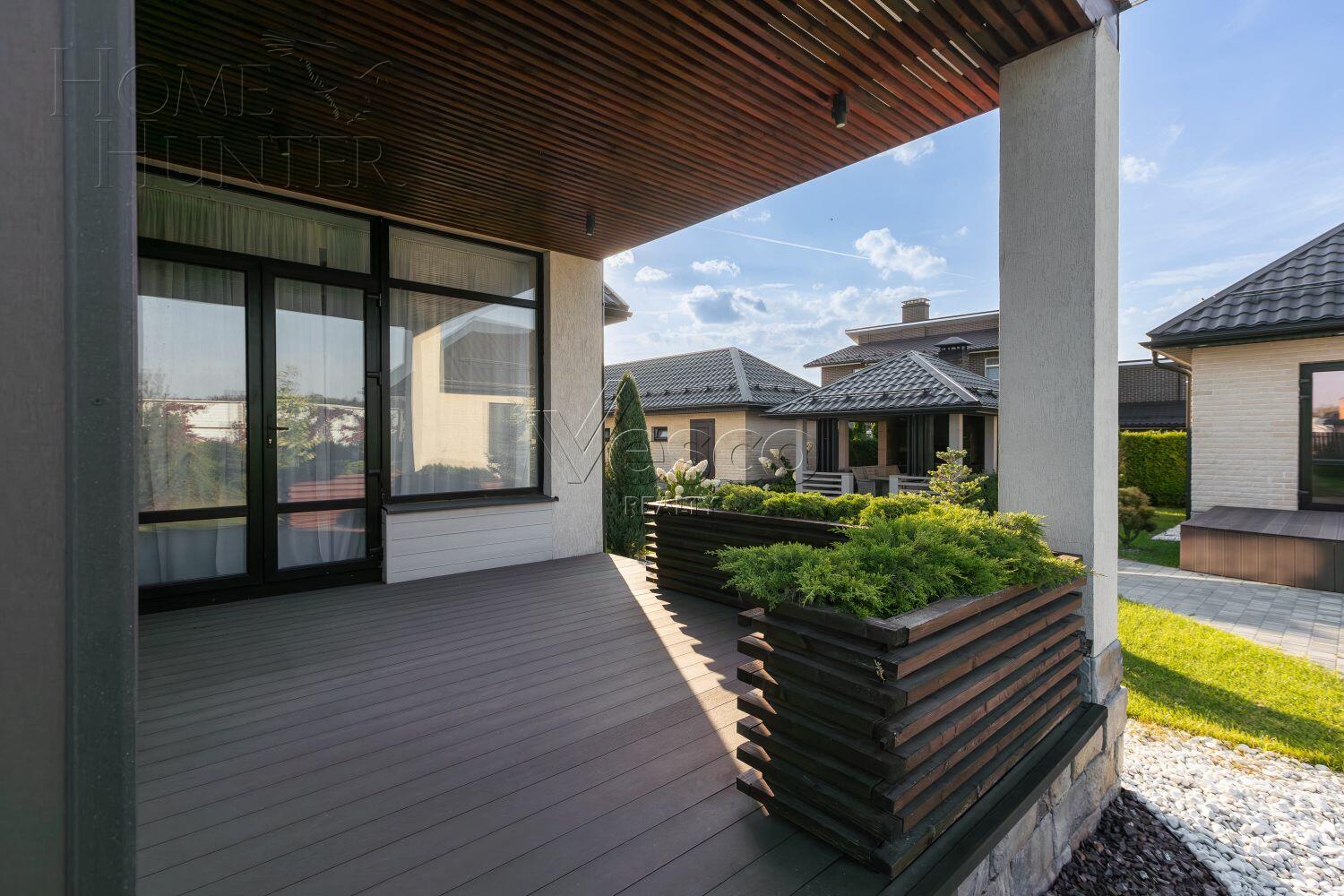 2-этажный коттедж 630 м² с отделкой