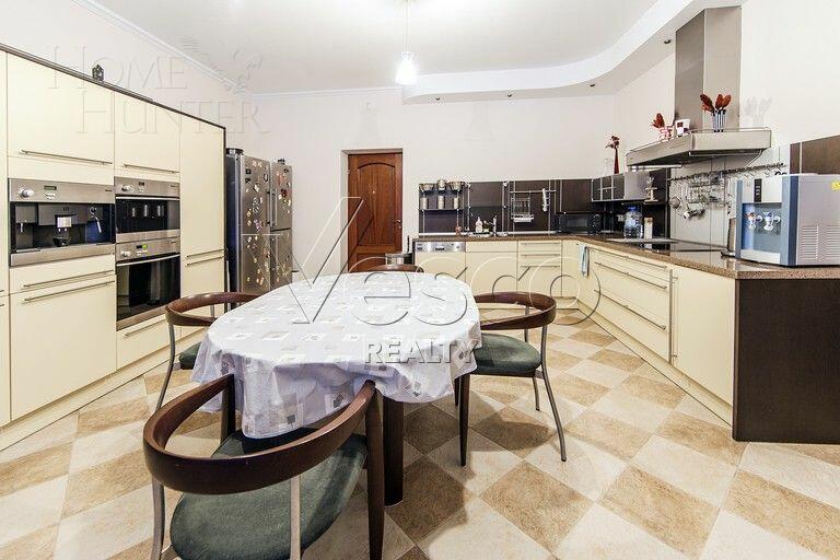 2-этажный коттедж 626 м² с отделкой