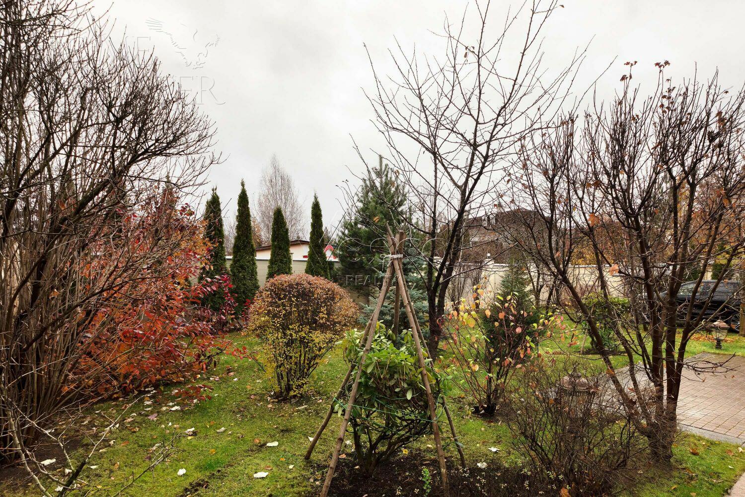 2-этажный коттедж 980 м² с отделкой