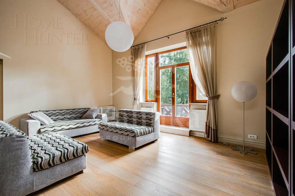 3-этажный коттедж 1 000 м² с отделкой