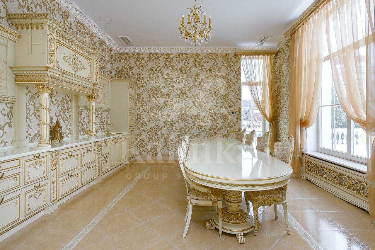 2-этажный коттедж 3 000 м² с отделкой