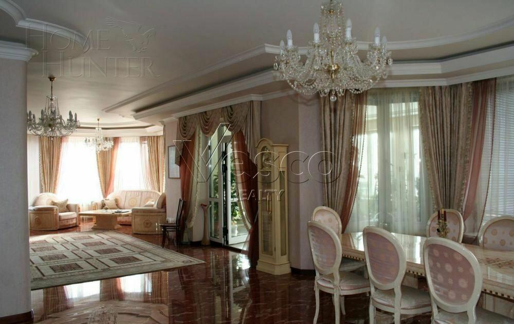 4-этажный коттедж 970 м² с отделкой