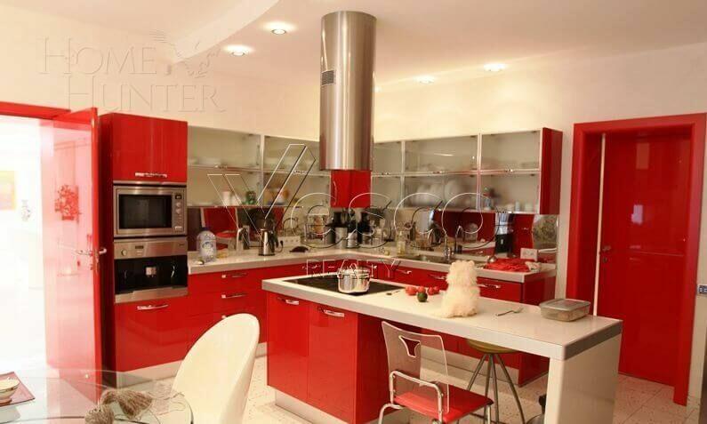 2-этажный коттедж 900 м² с отделкой