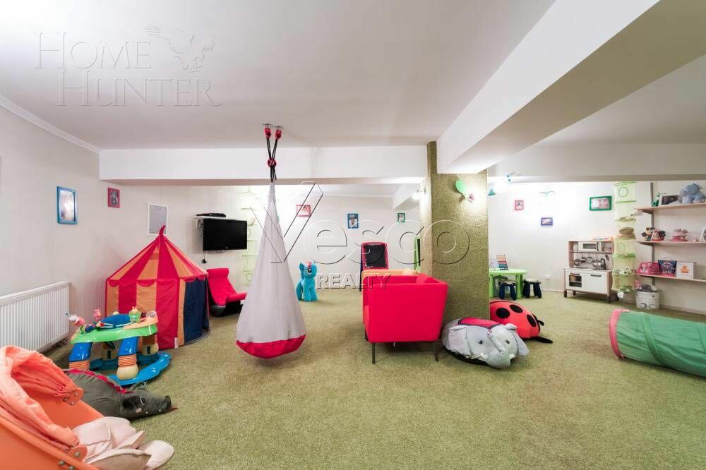 2-этажный коттедж 1 460 м² с отделкой