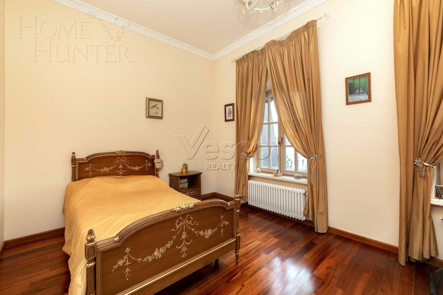 2-этажный коттедж 980 м² с отделкой