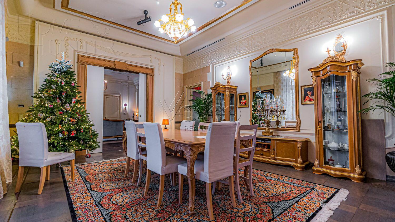 2-этажный коттедж 980 м² с отделкой