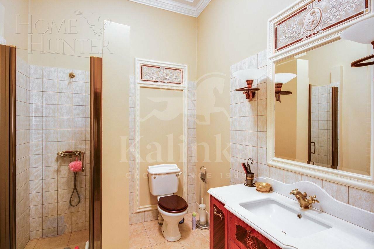 2-этажный коттедж 550 м² с отделкой