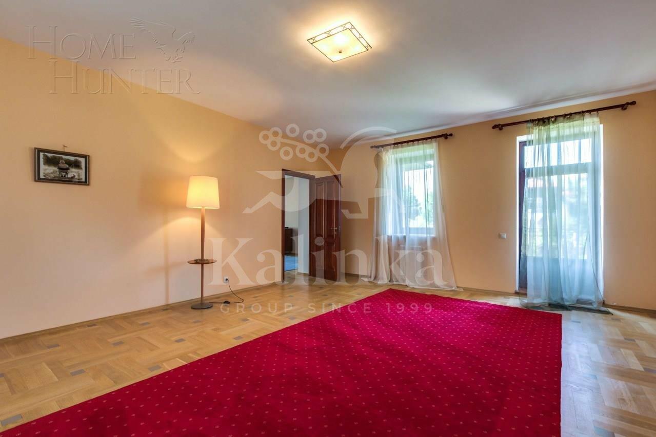 2-этажный коттедж 750 м² с отделкой