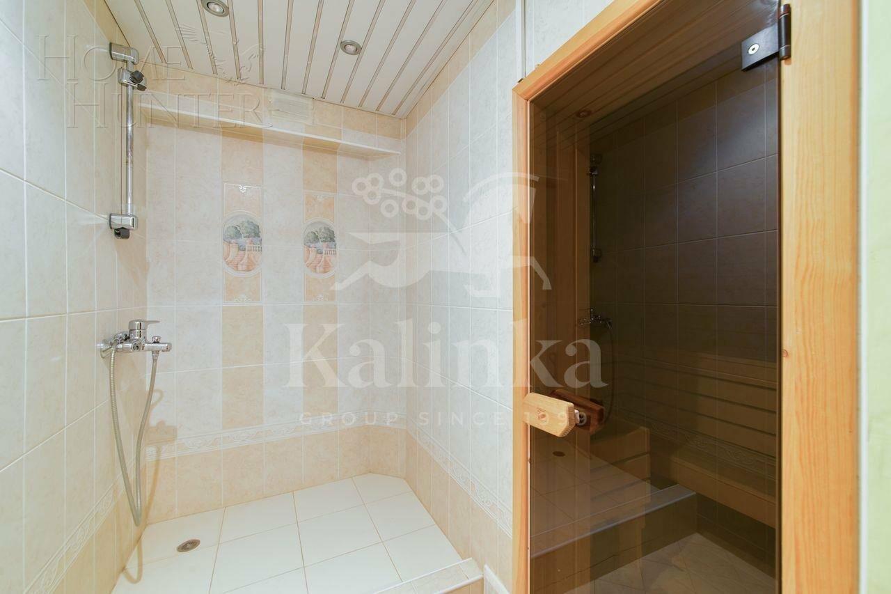 2-этажный коттедж 300 м² с отделкой