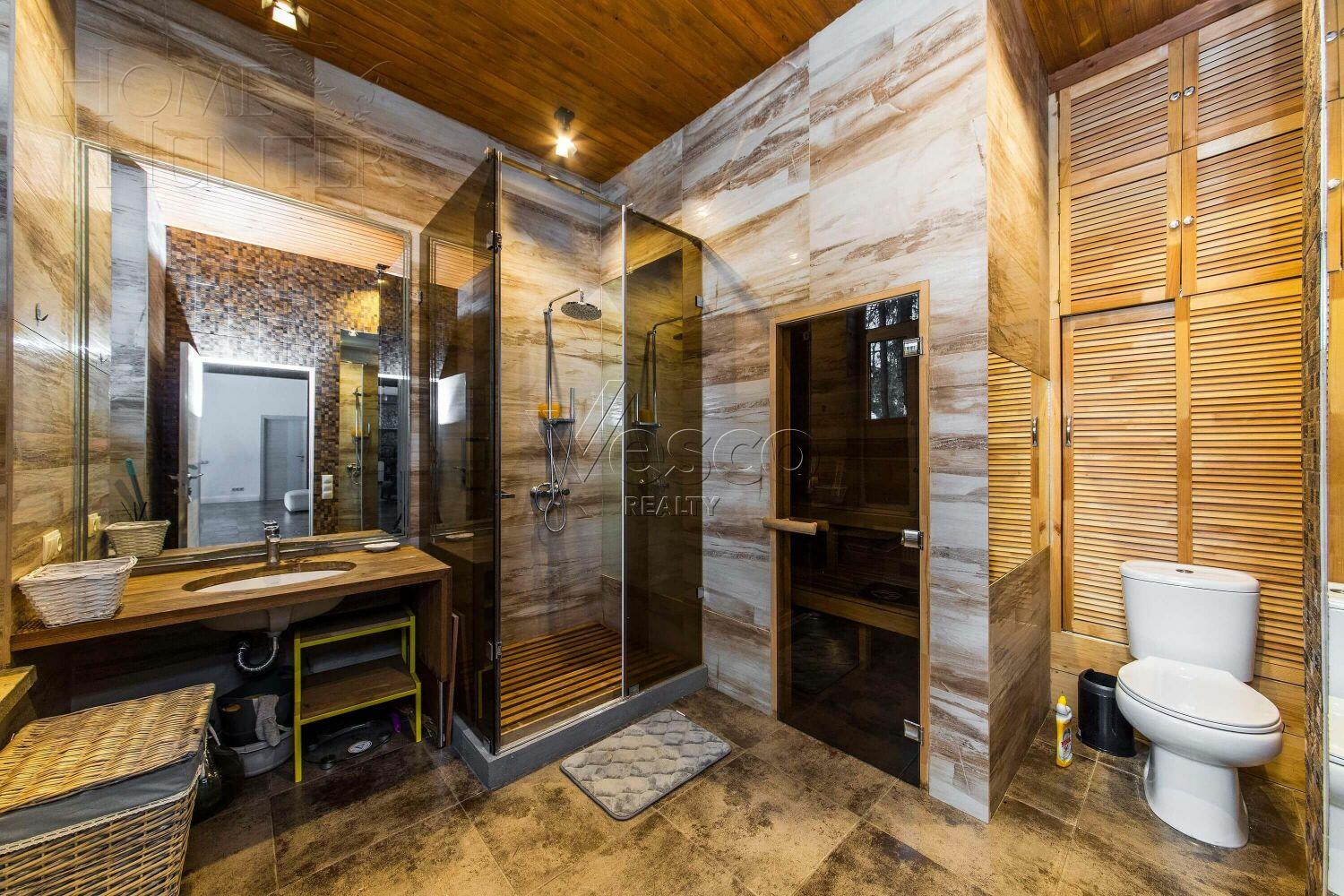 2-этажный коттедж 300 м² с отделкой