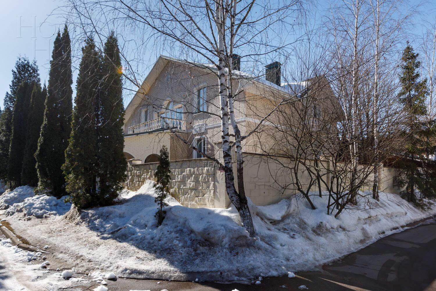 Участок 15 сот. в охраняемом поселке