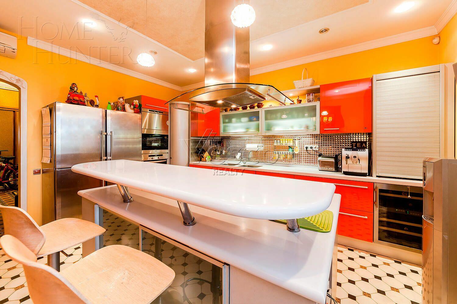 2-УРОВНЕВАЯ КВАРТИРА С ОТДЕЛКОЙ 278 М² НА 12 ЭТАЖЕ