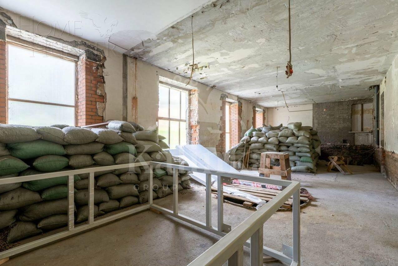 3-этажный коттедж 800 м² без отделки