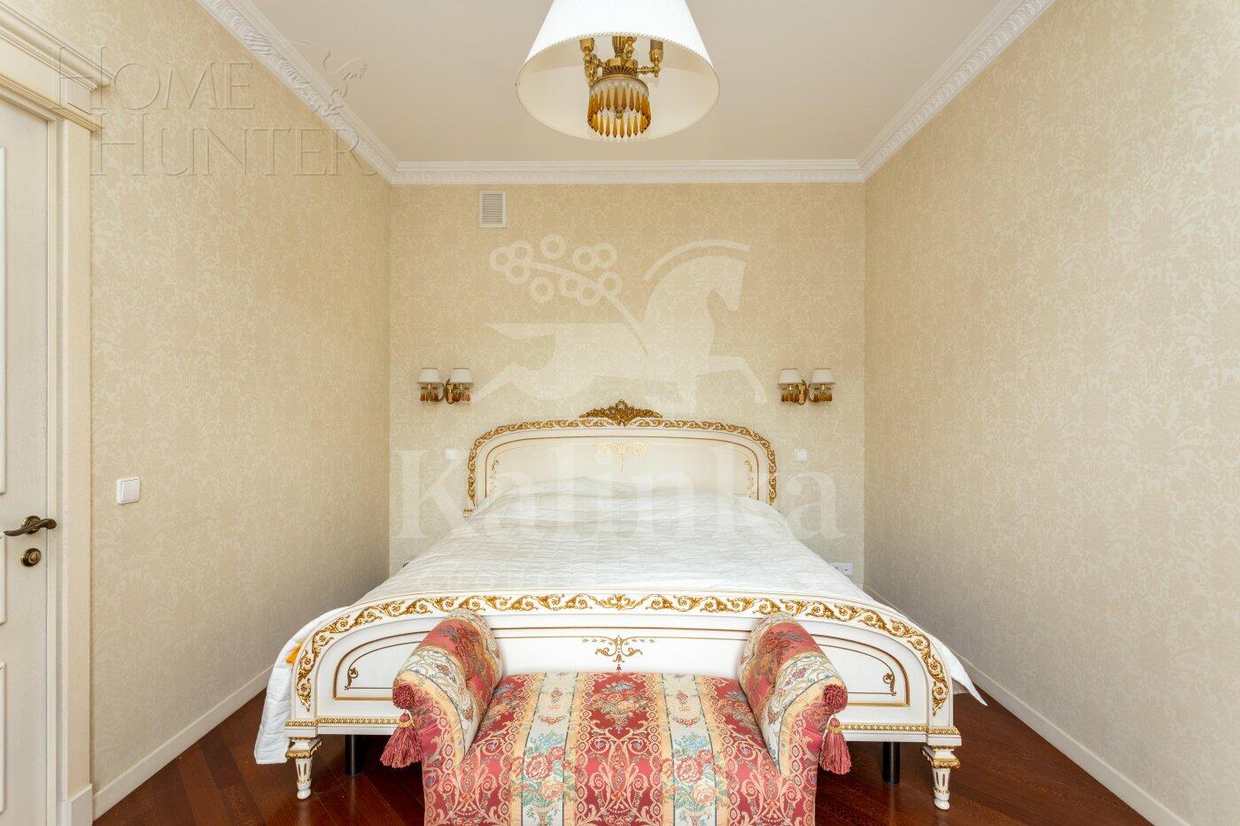 2-этажный коттедж 660 м² с отделкой