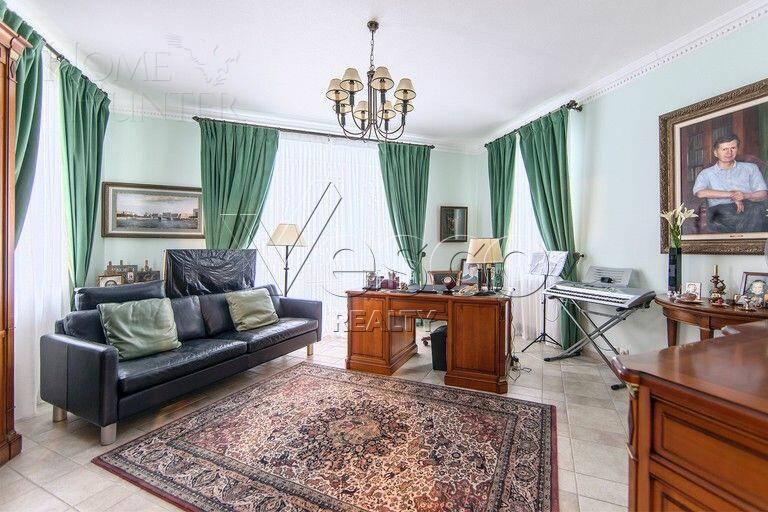 2-этажный коттедж 626 м² с отделкой