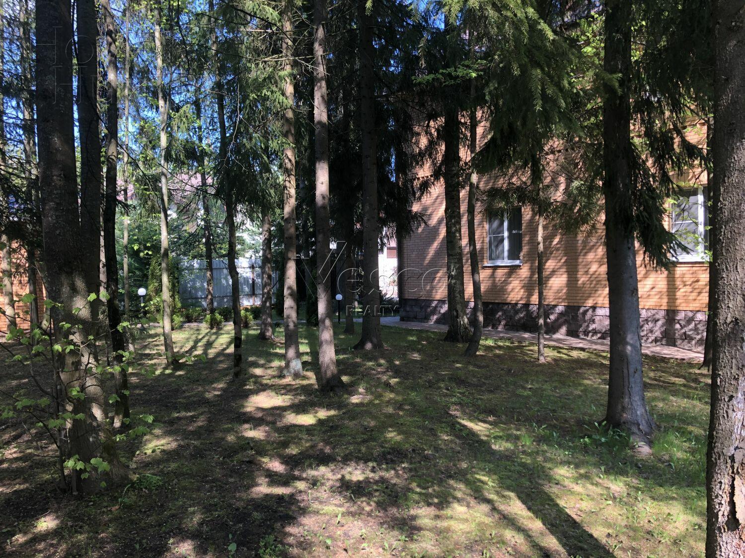 3-этажный коттедж 256 м² с отделкой