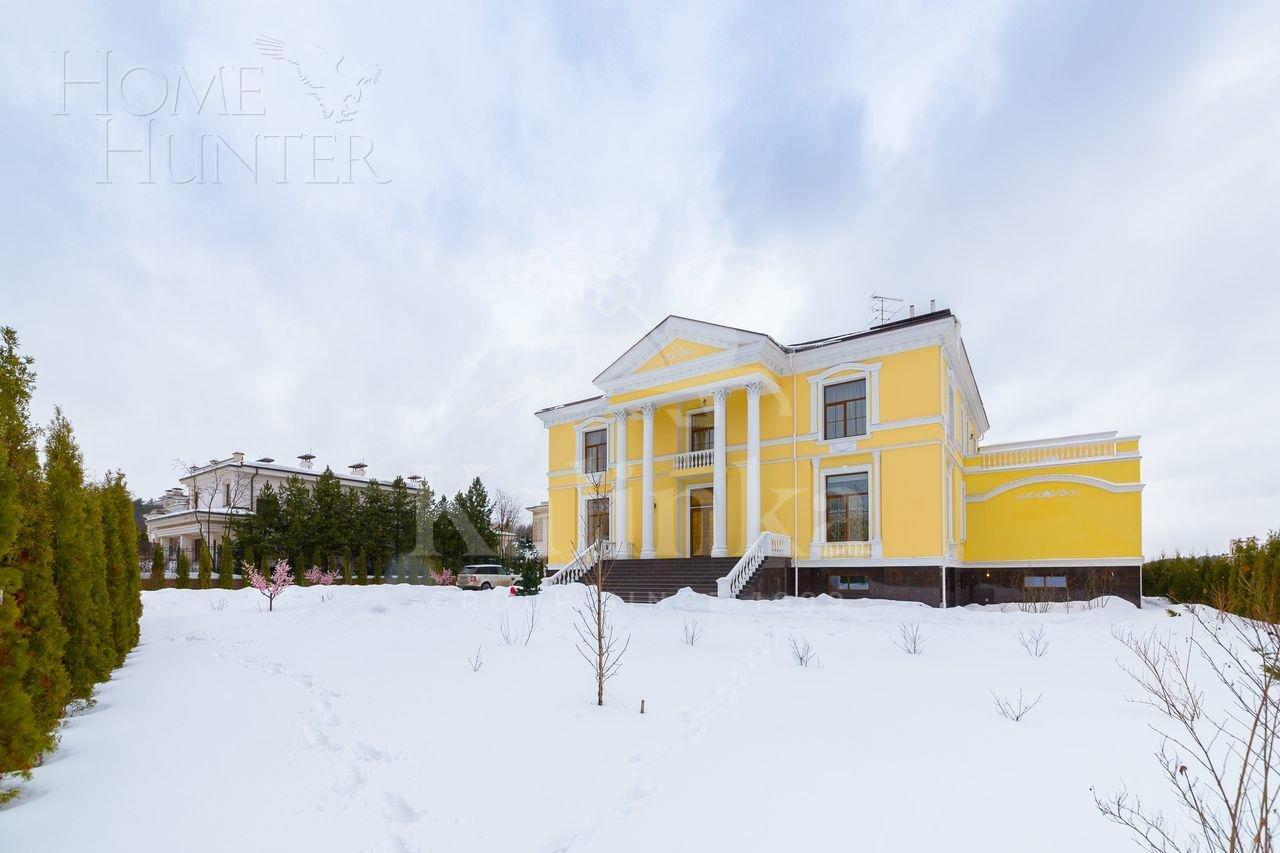 2-этажный коттедж 3 000 м² с отделкой