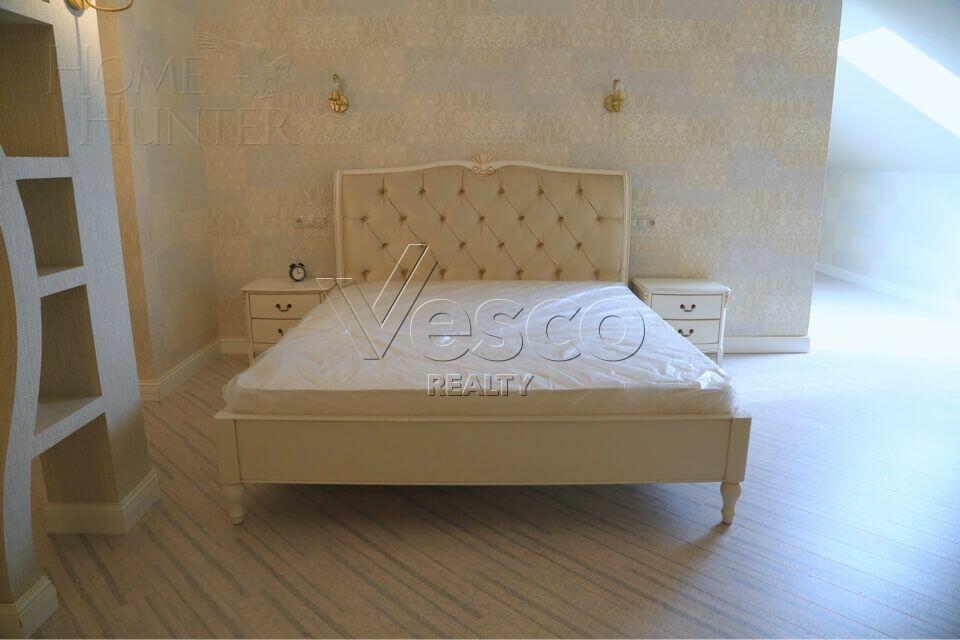 2-этажный коттедж 650 м² с отделкой