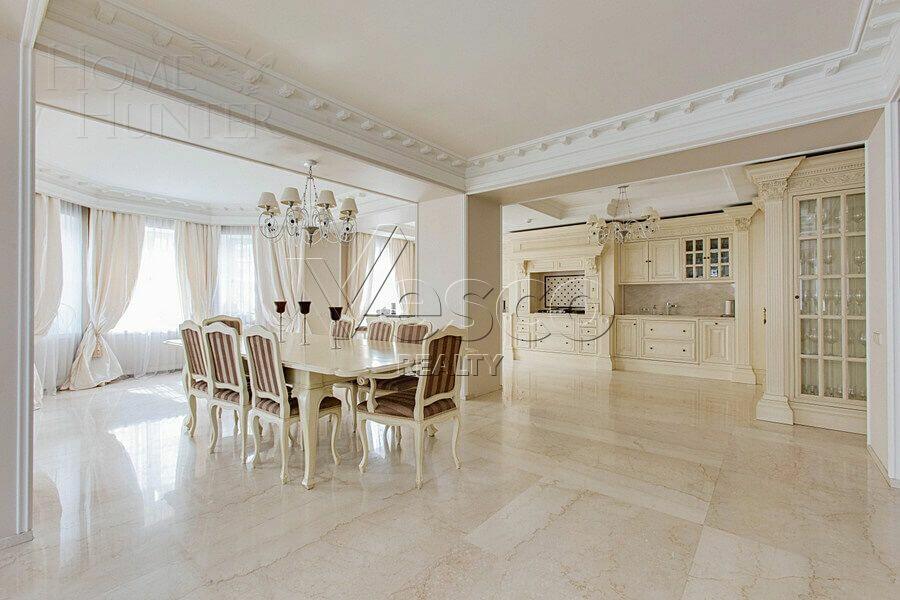 2-этажный коттедж 800 м² с отделкой