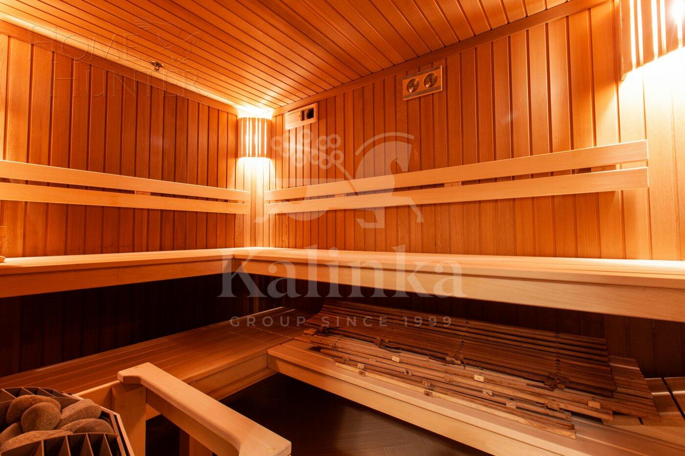 4-этажный коттедж 970 м² с отделкой