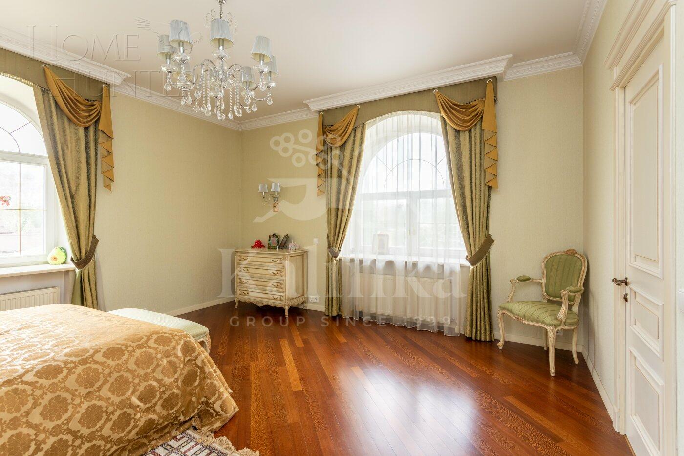 2-этажный коттедж 660 м² с отделкой