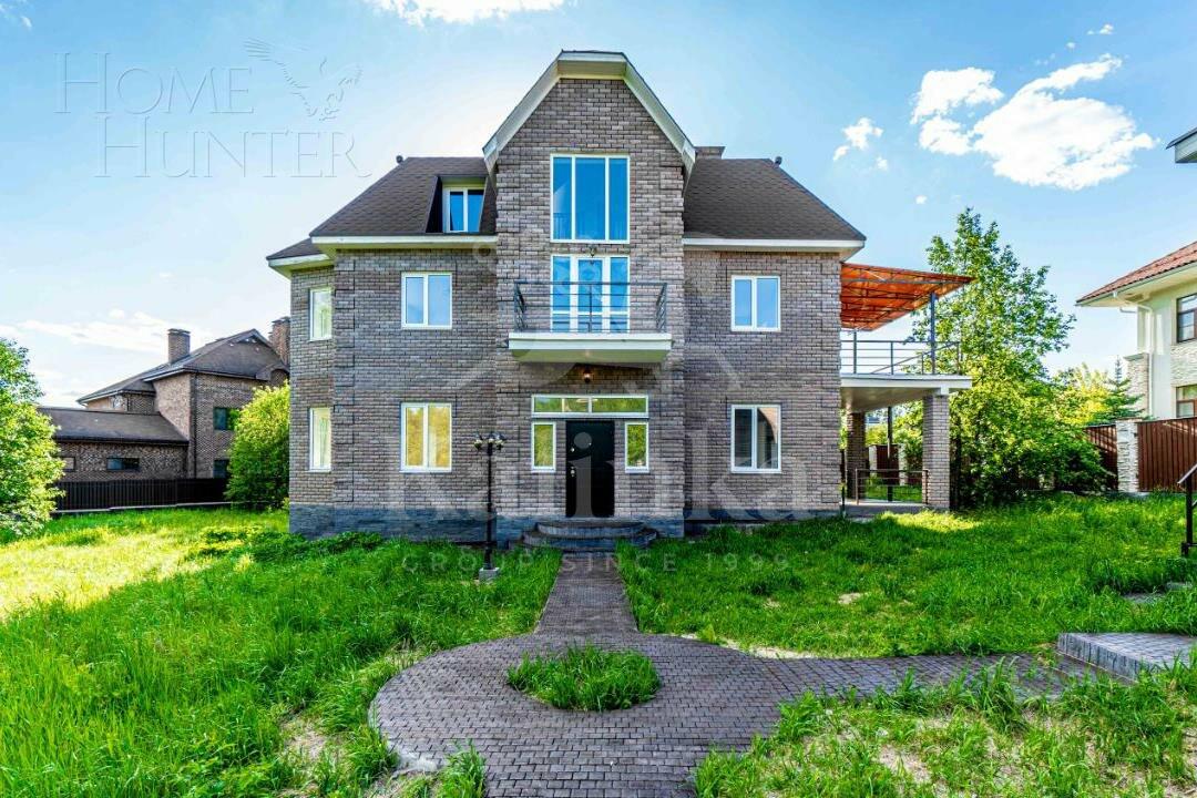 3-этажный коттедж 372 м² с отделкой