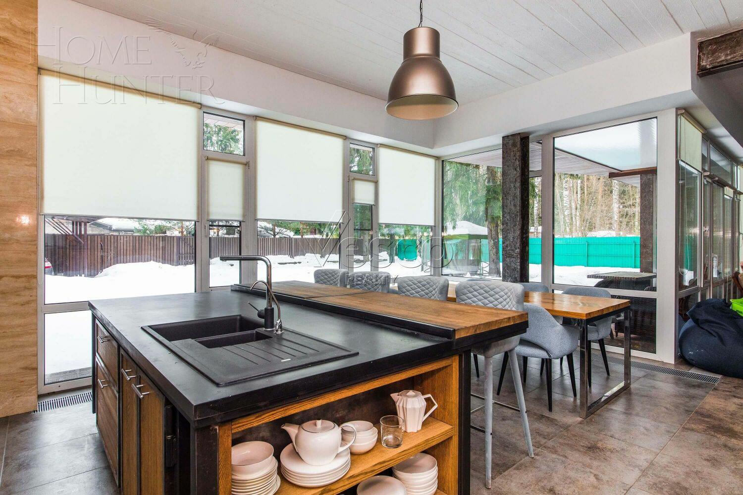 2-этажный коттедж 300 м² с отделкой