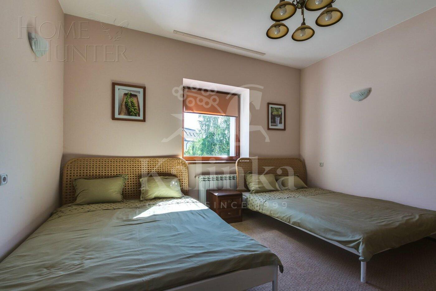 2-этажный коттедж 1 350 м² с отделкой