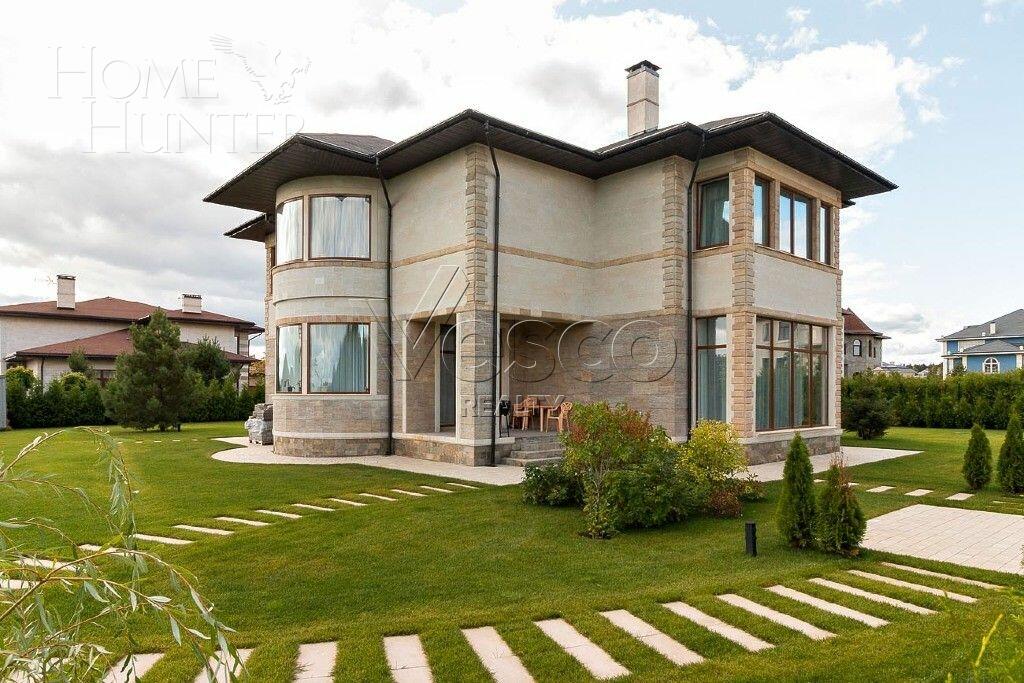 2-этажный коттедж 438 м² с отделкой