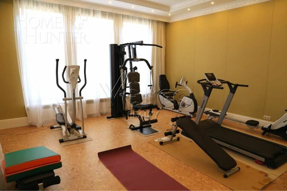 2-этажный коттедж 650 м² с отделкой