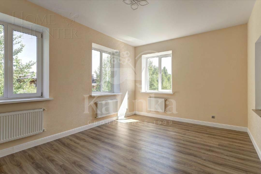 3-этажный коттедж 372 м² с отделкой