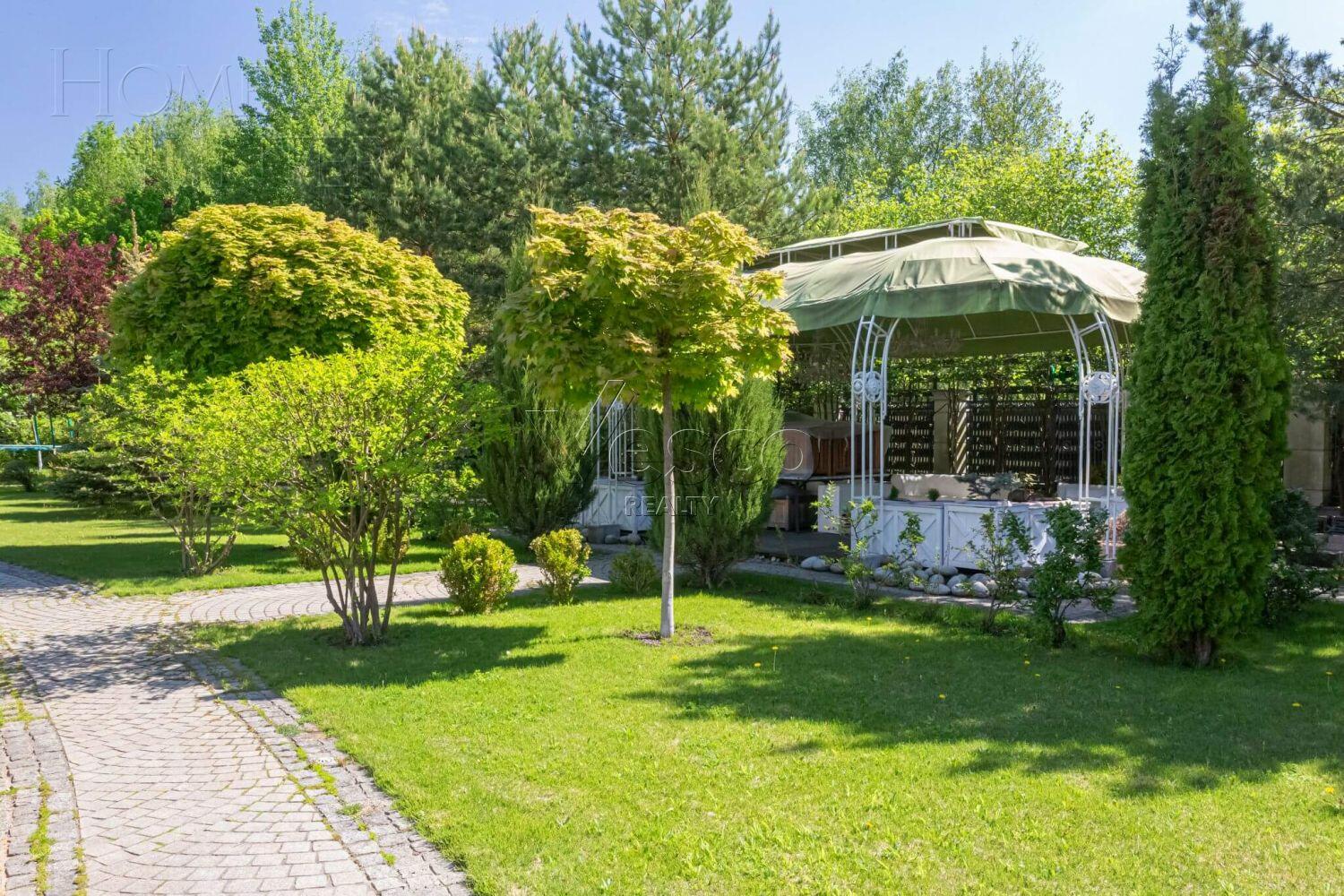 2-этажный коттедж 980 м² с отделкой