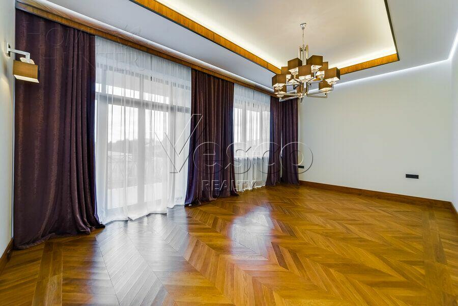 2-этажный коттедж 989.7 м² с отделкой