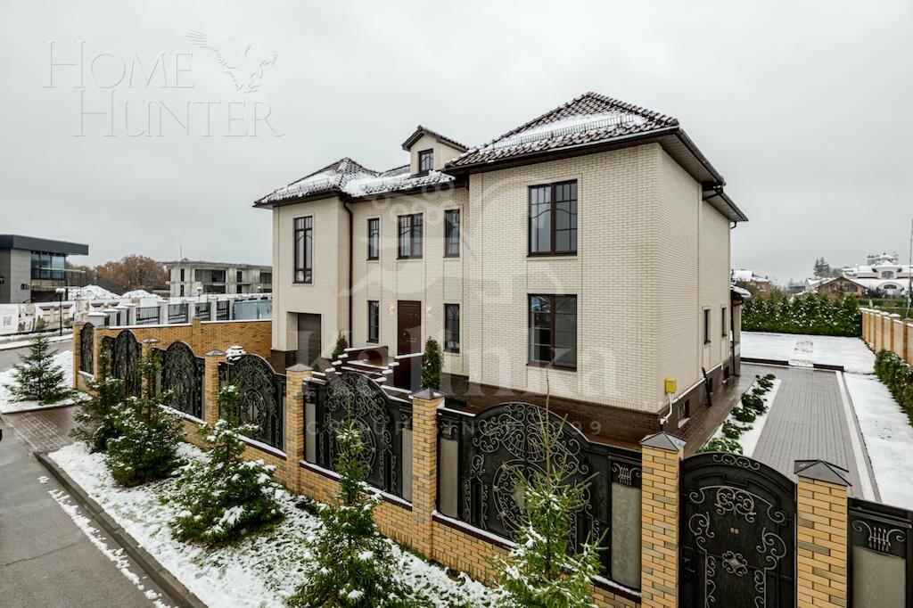 2-этажный коттедж 630 м² с отделкой