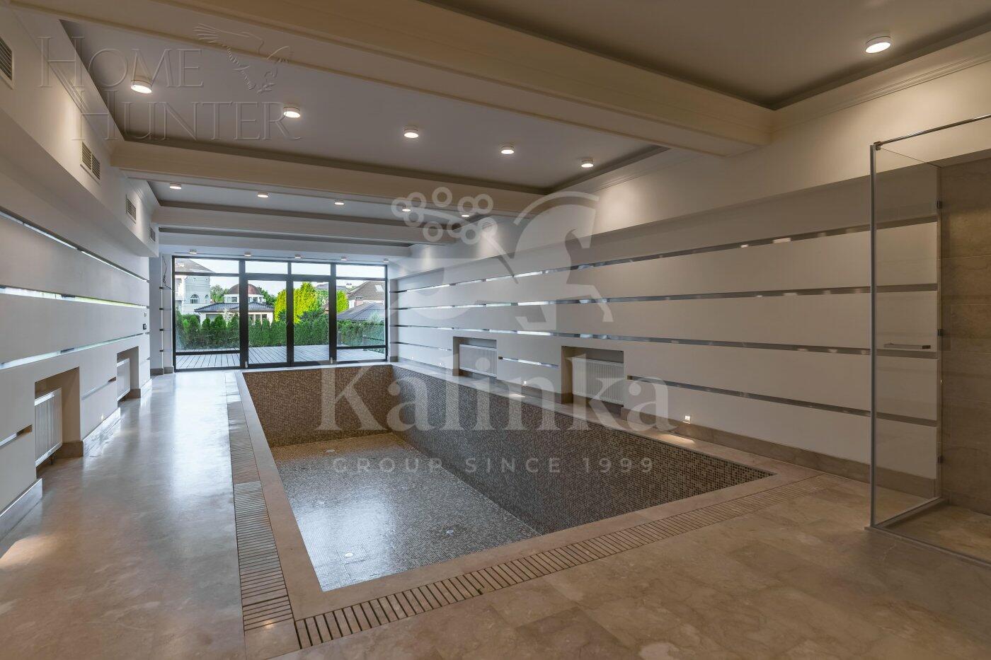 2-этажный коттедж 961 м² с отделкой