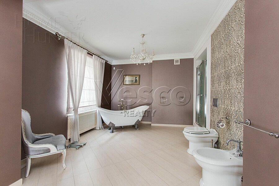 2-этажный коттедж 800 м² с отделкой