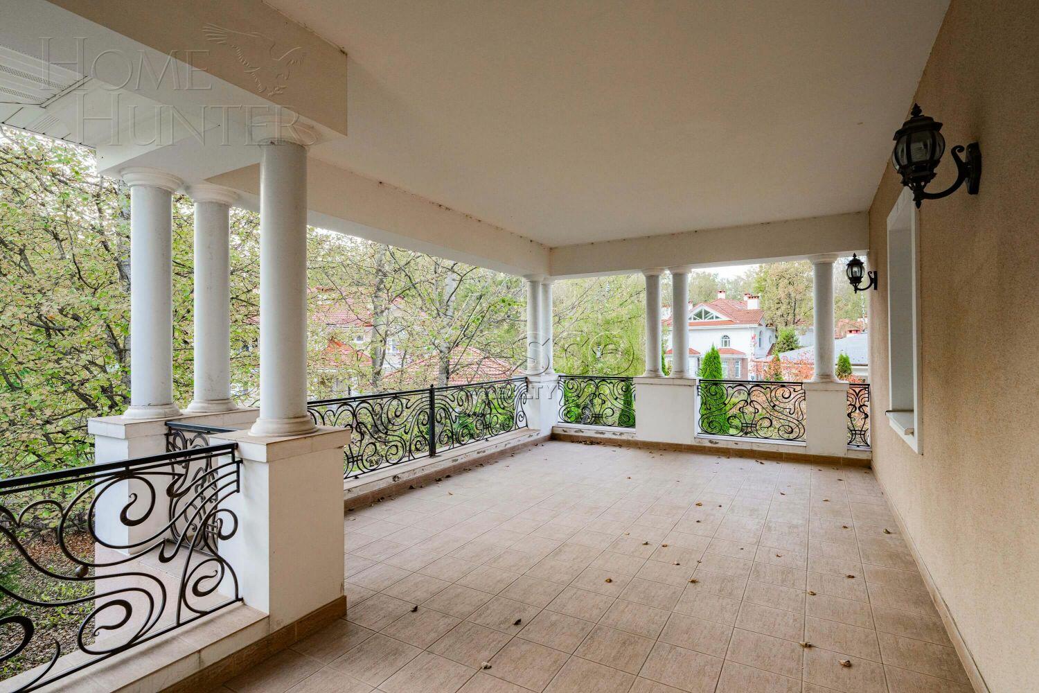 2-этажный коттедж 495 м² с отделкой