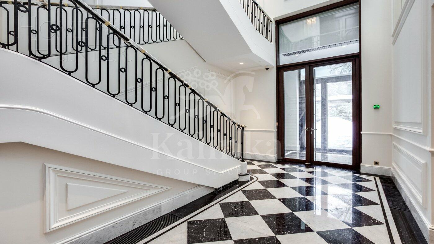 2-УРОВНЕВЫЙ ПЕНТХАУС БЕЗ ОТДЕЛКИ 251.8 М² НА 4 ЭТАЖЕ