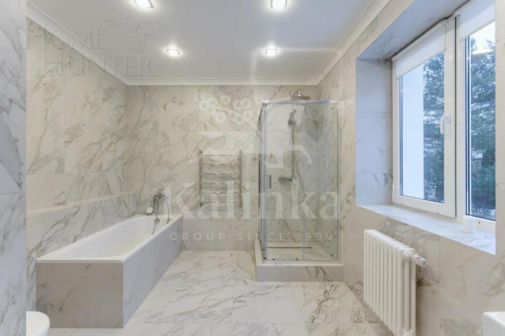 3-этажный коттедж 400 м² с отделкой
