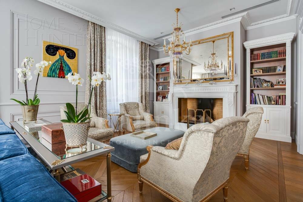 3-этажный коттедж 560 м² с отделкой