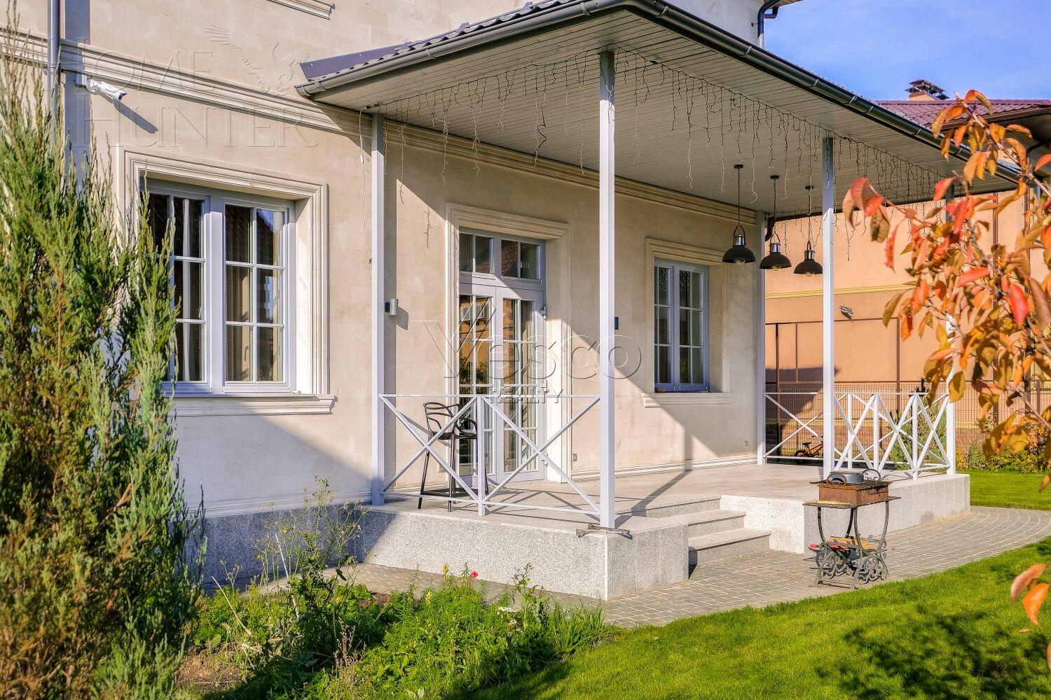 2-этажный коттедж 200 м² с отделкой