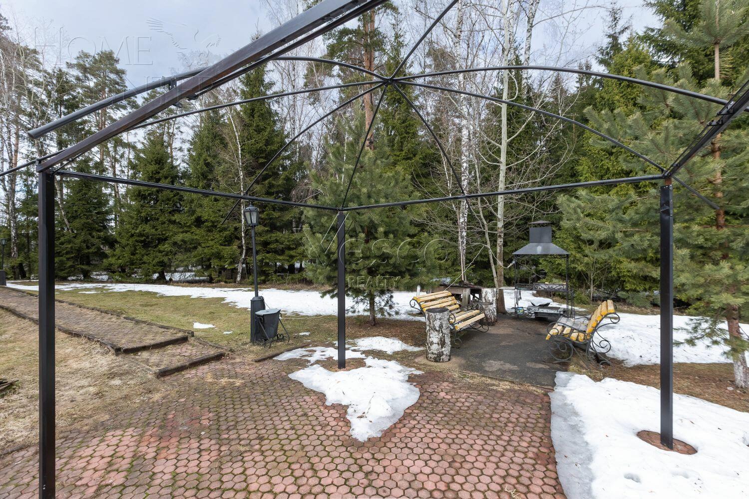 2-этажный коттедж 1 500 м² с отделкой